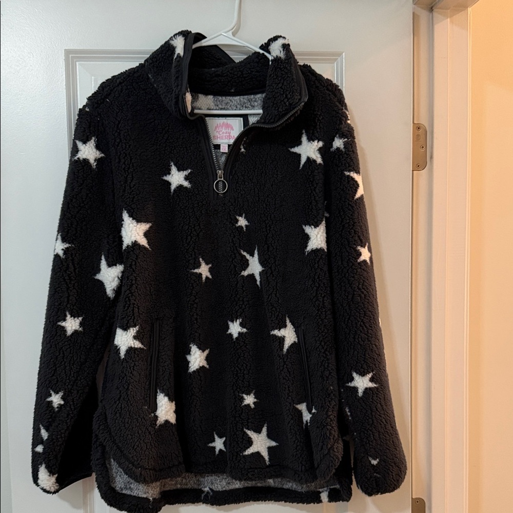Cozy Black Star Sherpa Pullover Jacket - Women's